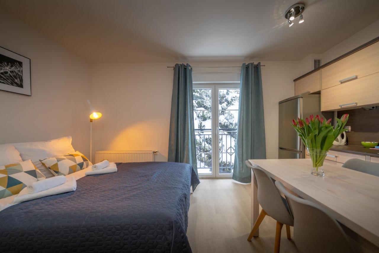 Rentplanet - Apartamenty Pstrowskiego Sklářská Poruba Exteriér fotografie