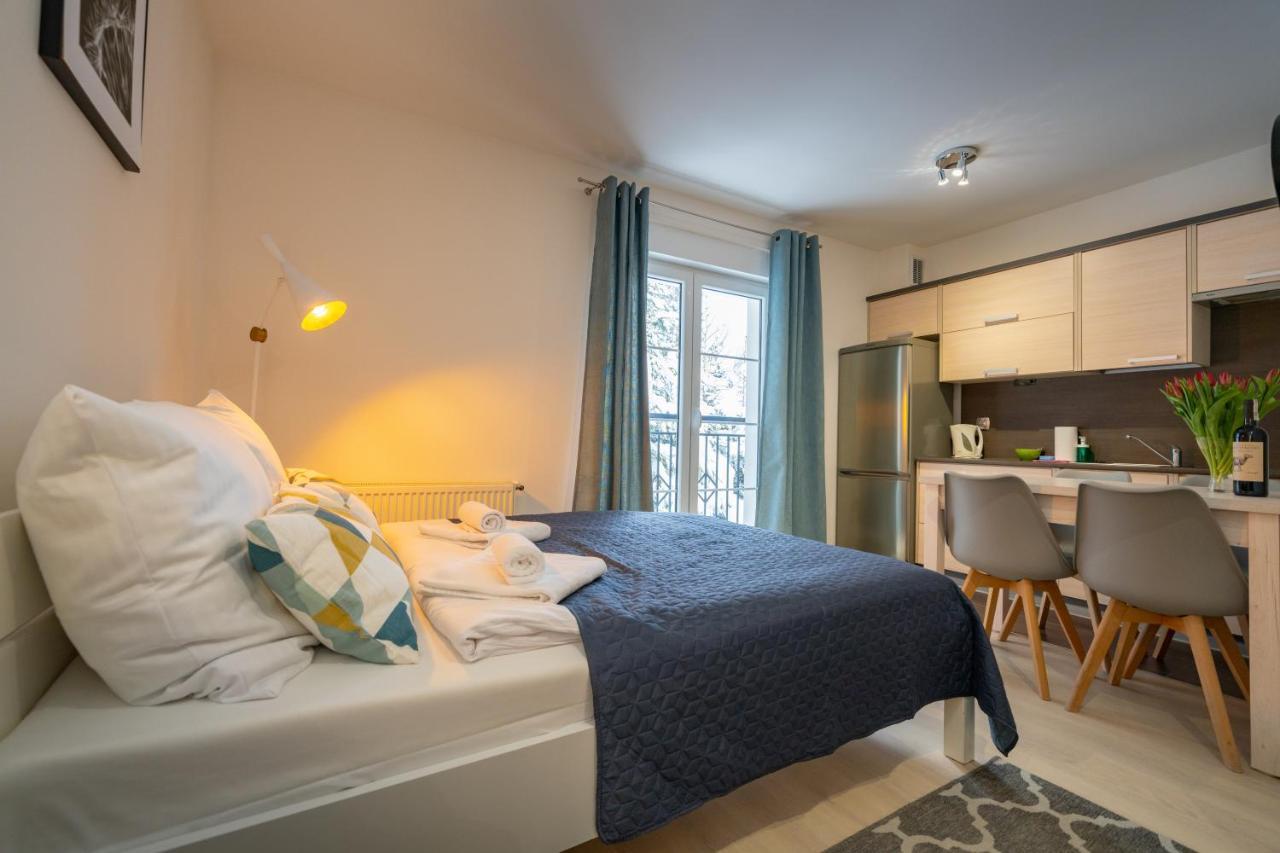 Rentplanet - Apartamenty Pstrowskiego Sklářská Poruba Exteriér fotografie