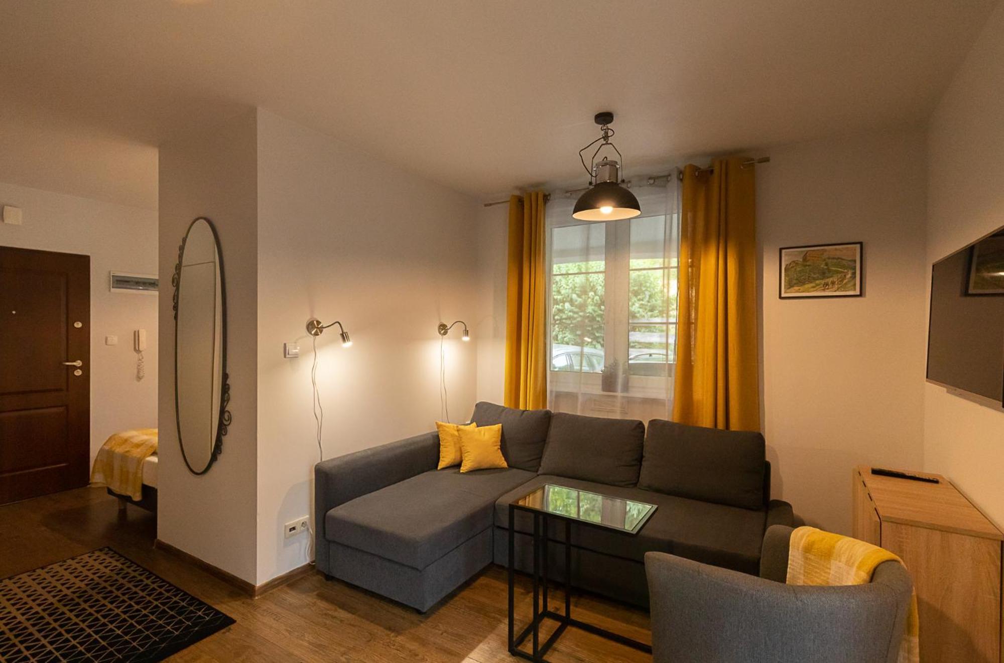 Rentplanet - Apartamenty Pstrowskiego Sklářská Poruba Exteriér fotografie
