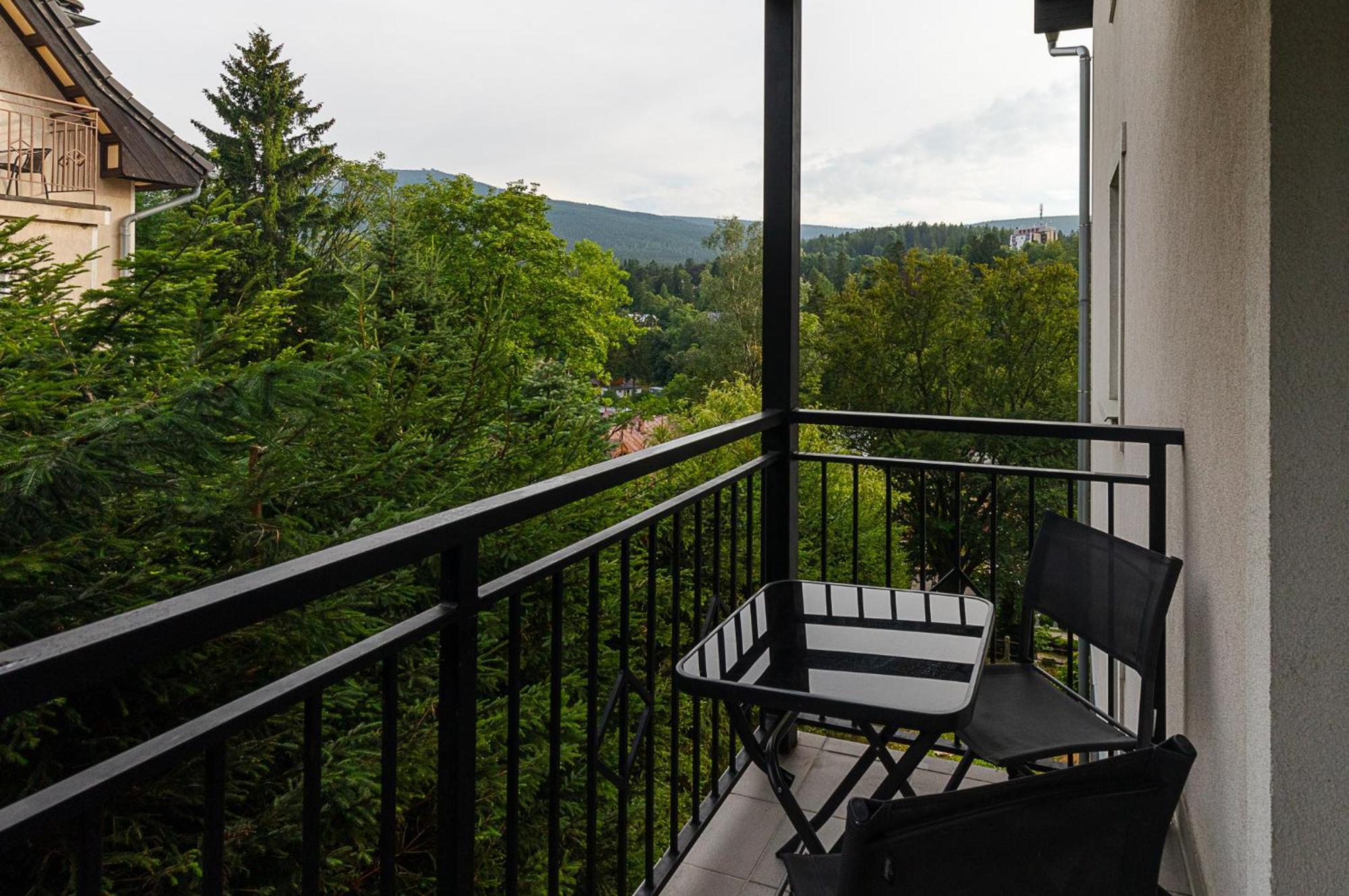 Rentplanet - Apartamenty Pstrowskiego Sklářská Poruba Exteriér fotografie