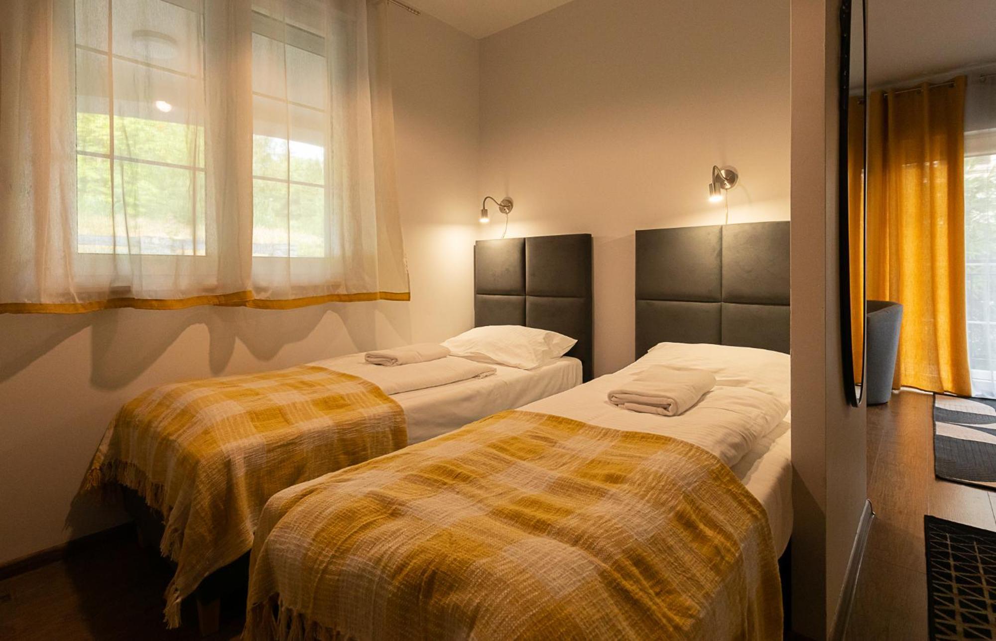 Rentplanet - Apartamenty Pstrowskiego Sklářská Poruba Exteriér fotografie